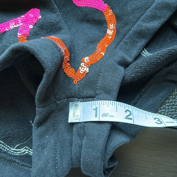 Queen Of Sparkles Short Black Outlined Hibiscus Embellished Sequin Sz XS - Picture 9 of 9